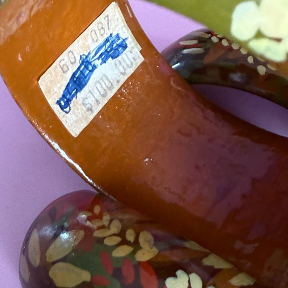 Colorful Leaf Patterned Bangle Set - Picture 4 of 5